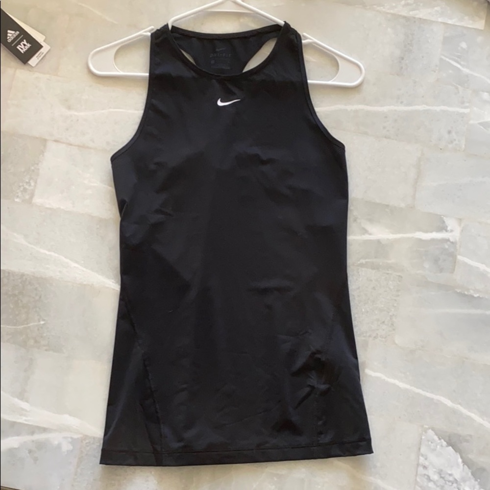Nike - Size Small